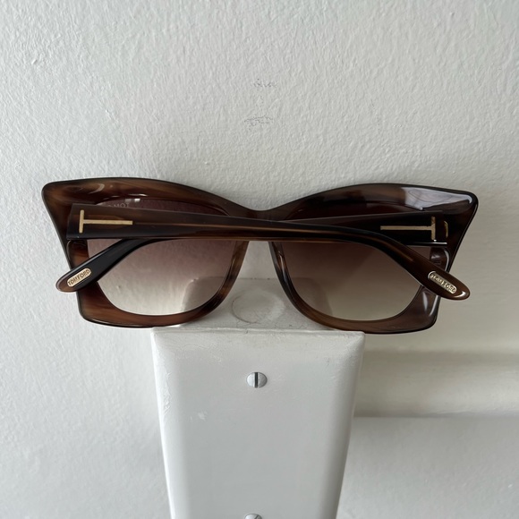 Tom Ford brown Lana Sunglasses FT 0280 - Picture 3 of 4